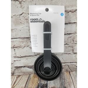 Room Essentials 8 Pieces Black Measuring Cup & Spoon NEW